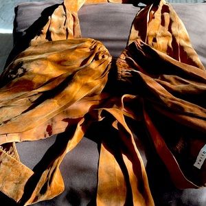 Third form wrap around cross top